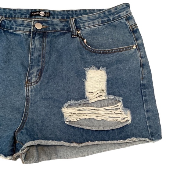 BOOHOO Blue Ripped High Waist Denim Shorts Plus Size 16 NWT - Picture 5 of 11